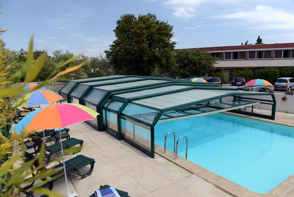 Hotel Le Lagon Rochefort-du-Gard Exterior foto