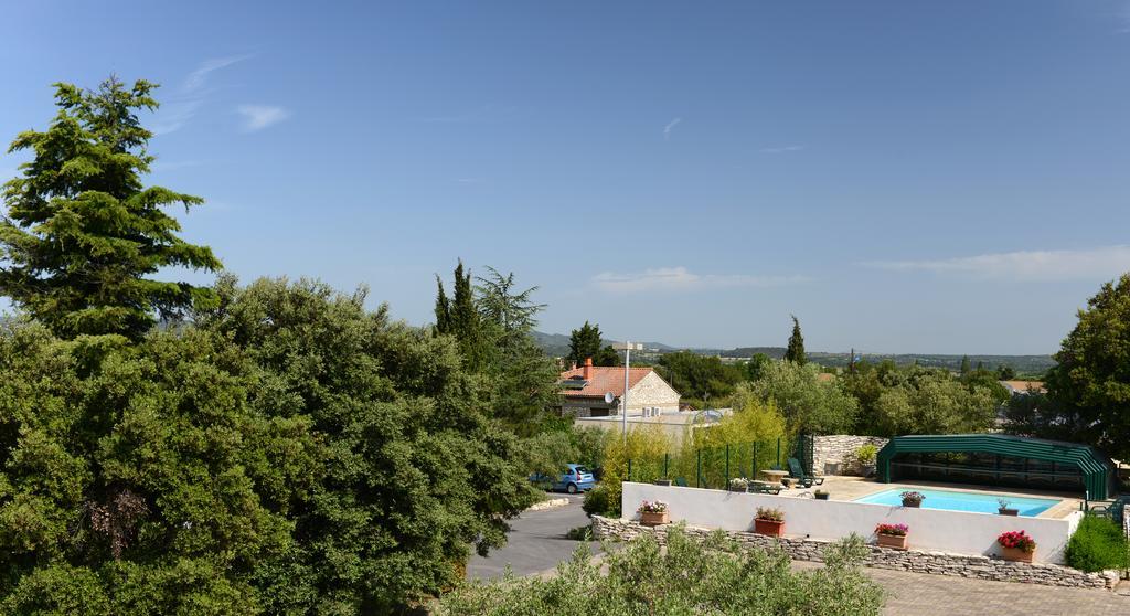 Hotel Le Lagon Rochefort-du-Gard Exterior foto